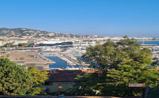 A Cultural Stroll through Old Cannes